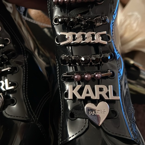 Karl Lagerfeld Topanga black rain boot charm detail shoe size 7 pull on - Picture 2 of 9